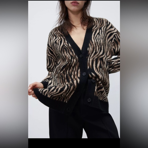 Zara Animal Print Cardigan - Picture 1 of 4